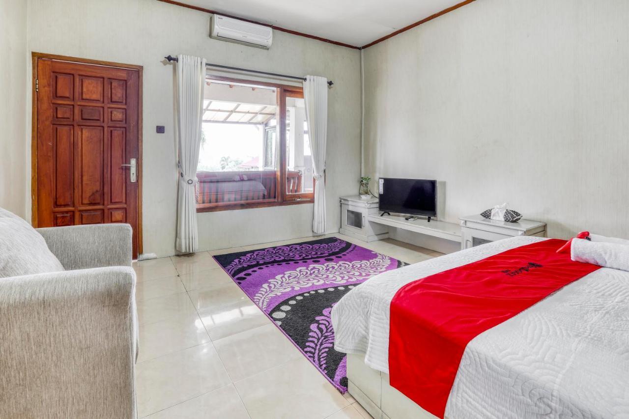 Reddoorz Plus @ Purwodadi Pasuruan Ngoại thất bức ảnh
